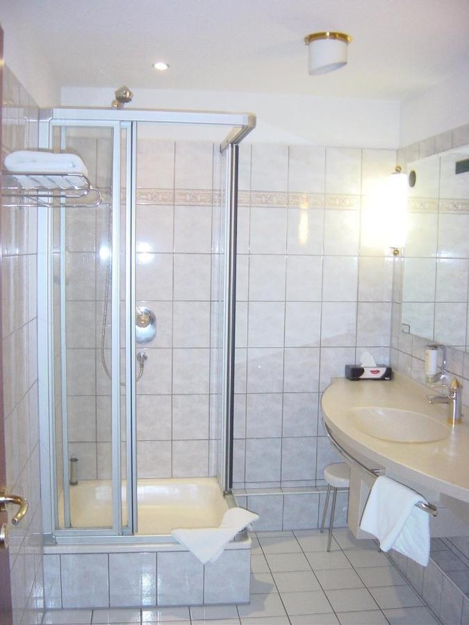 Hotel La Vigie & Ristorante Belvedere Duisburg Bilik gambar